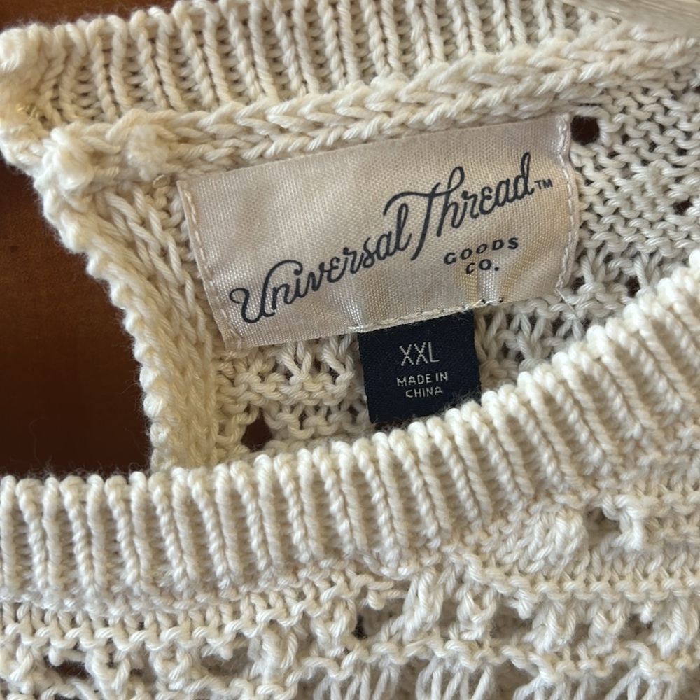 Universal Thread Cream Crochet Short Sleeve Pullover - Picture 2 of 7